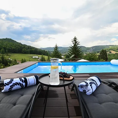 Villa Country Chic With Pool *