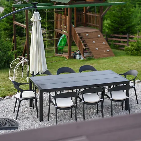 Country Chic With Pool *